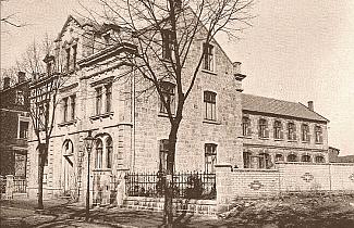 IVZ/IVD Verlagsgebäude - Breite Straße 4 - 1907