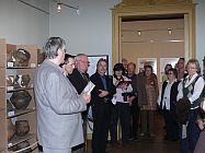 Jürgen Povel begrüßt die zahlreich erschienenen Gäste im Stadtmuseum