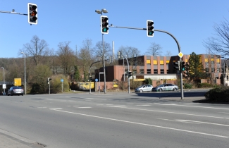 Blick über die Bahnhofstraße zur "Neuen Post"