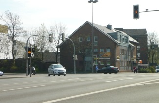 Blick in die Bahnhofstraße zur Bäckerei Bendiek 