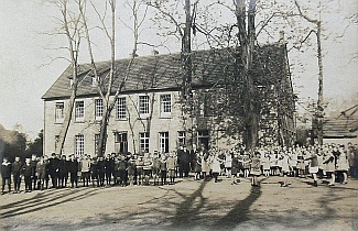 Ev. Stadtschule am Kirchplatz - Kanalstraße 9 - 1929