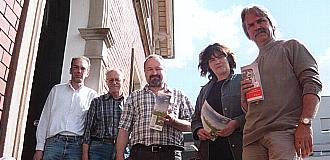 Das Foto zeigt (v. l.) Jürgen Bucken, Theo Overberg, Dr. Jürgen Gaffrey, Dr. Birgit Mecke und Albert Recknagel.