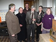 Sie haben die Ausstellung für die Ofensonntage maßgeblich mitgestaltet: Jürgen Povel, Hans Röhrs (Bergbaumuseum), Jürgen Bucken, Hans und Carmen Hoffmeister, Annette Bucken (v.l.n.r.) 